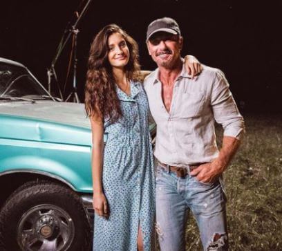 Gracie McGraw sister Audrey played the lead role in her father Tim McGraw music video for 7500 OBO.